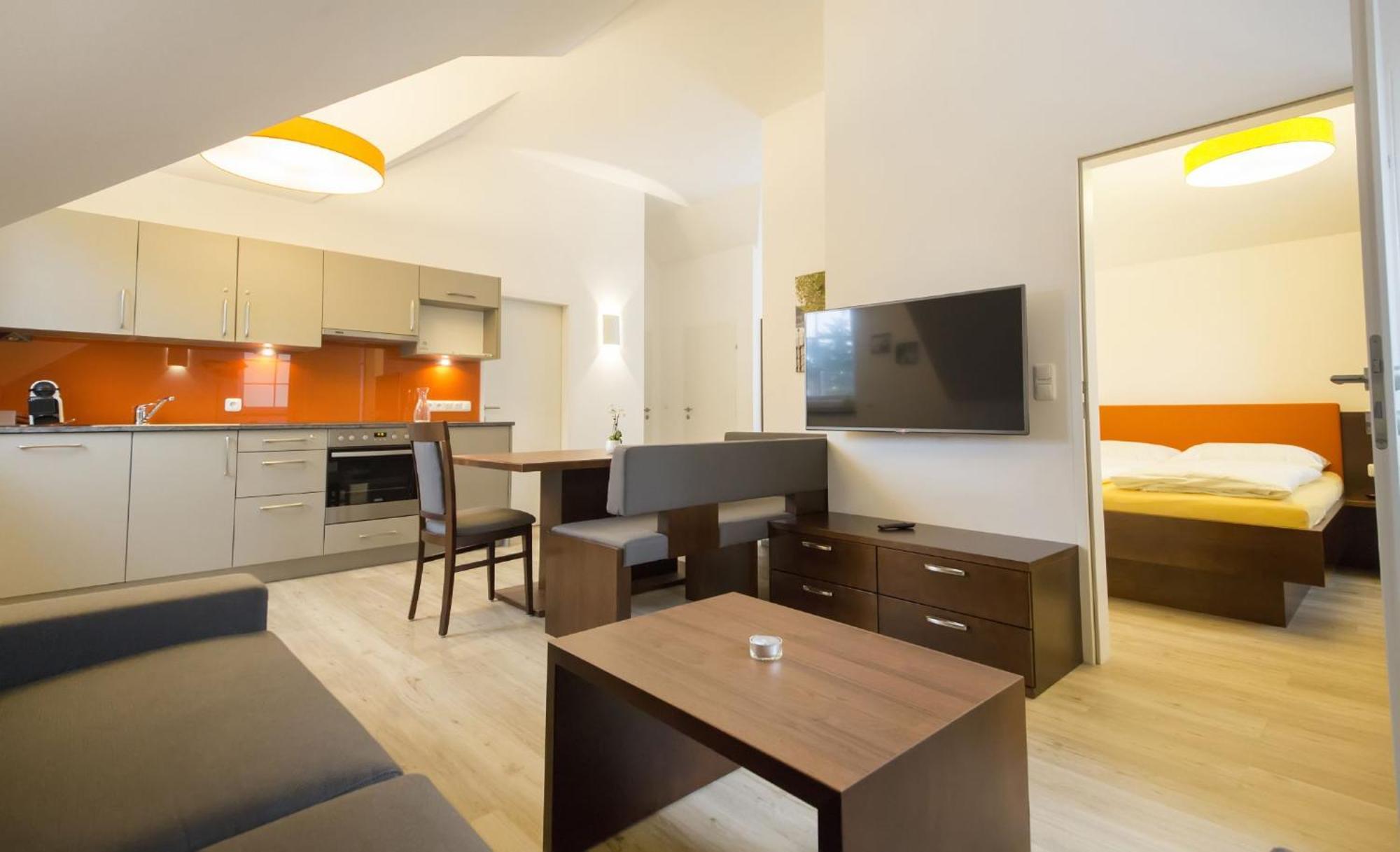 Holiday Apartments By Das Gruene Hotel Zur Post - 100 % Bio & Villa Ceconi Salzburg Exteriör bild